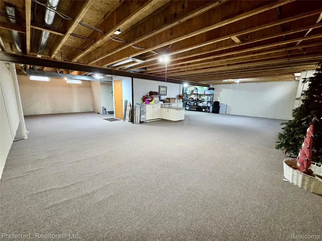 222 Edington Circle Canton Charter Township MI 48187