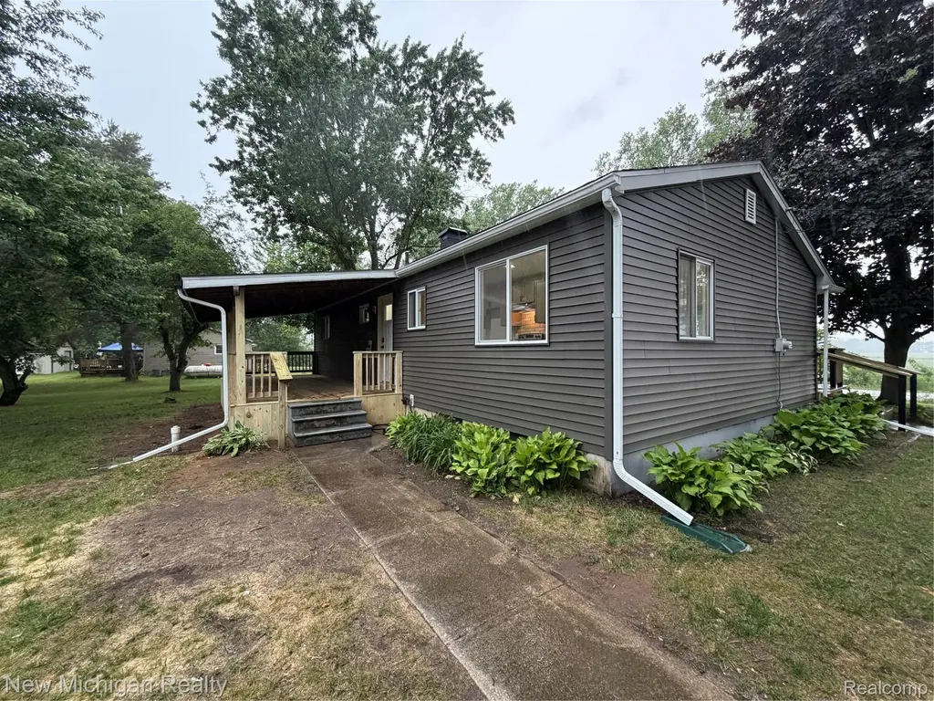 7104 Willard Road Forest Township MI 48746