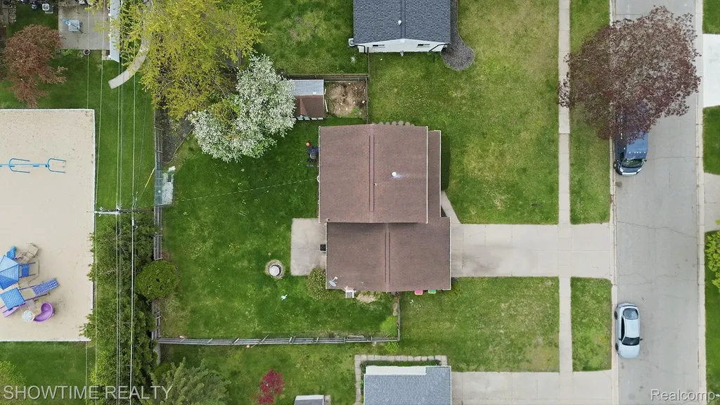 45466 Keding Street Utica City MI 48317