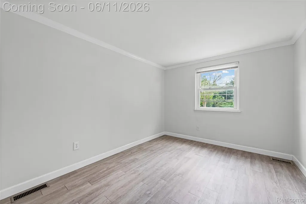 24429 Olde Orchard Street Novi City MI 48375