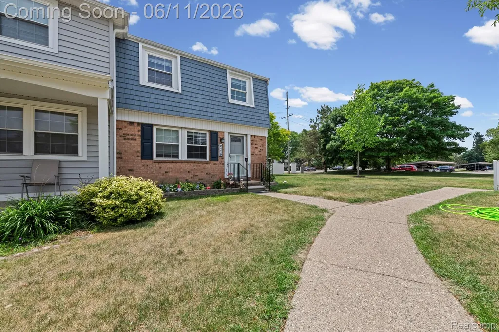 24429 Olde Orchard Street Novi City MI 48375