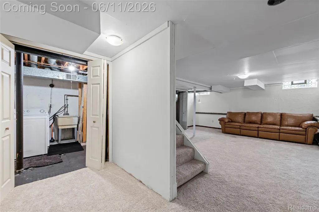 24429 Olde Orchard Street Novi City MI 48375