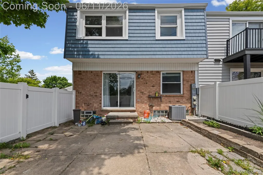 24429 Olde Orchard Street Novi City MI 48375
