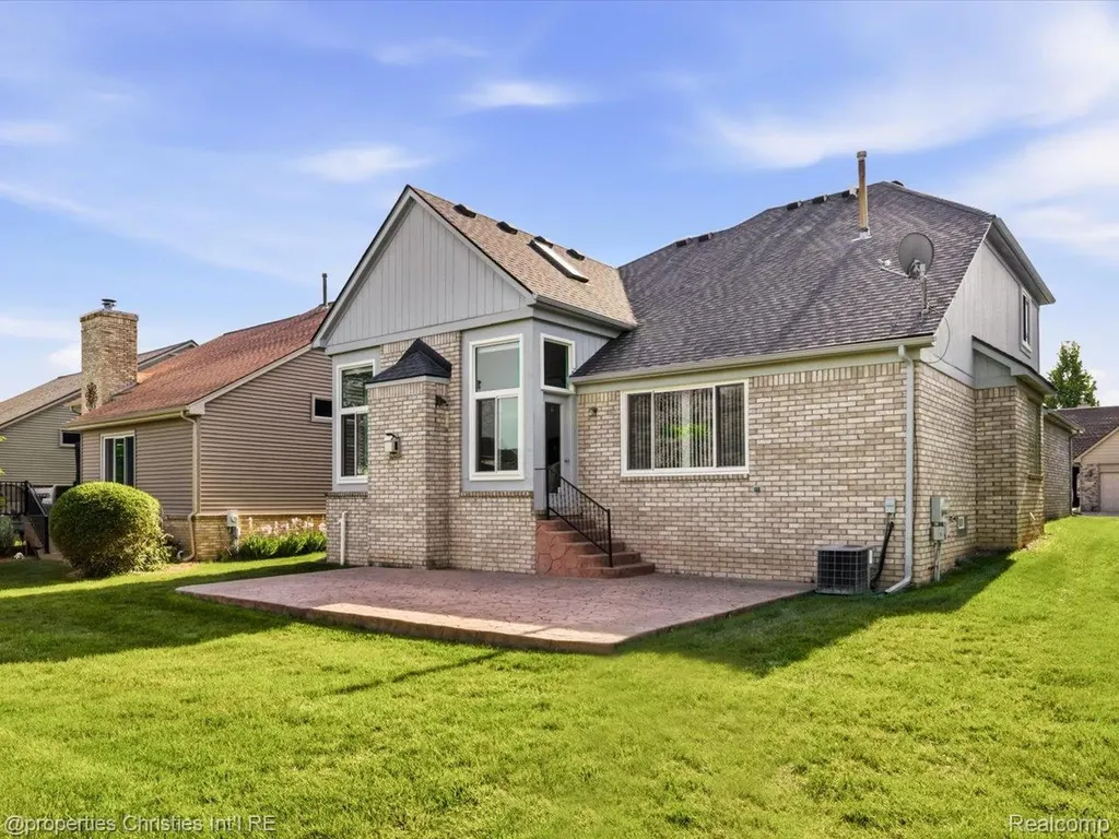 57196 Copper Creek Drive W Washington Township MI 48094