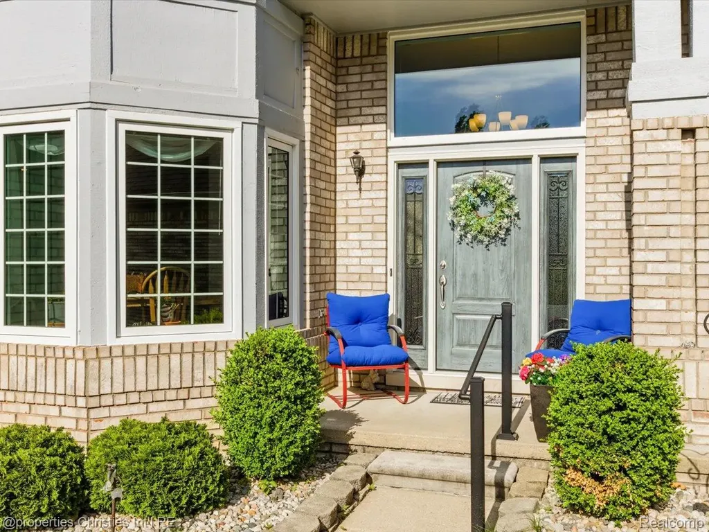57196 Copper Creek Drive W Washington Township MI 48094