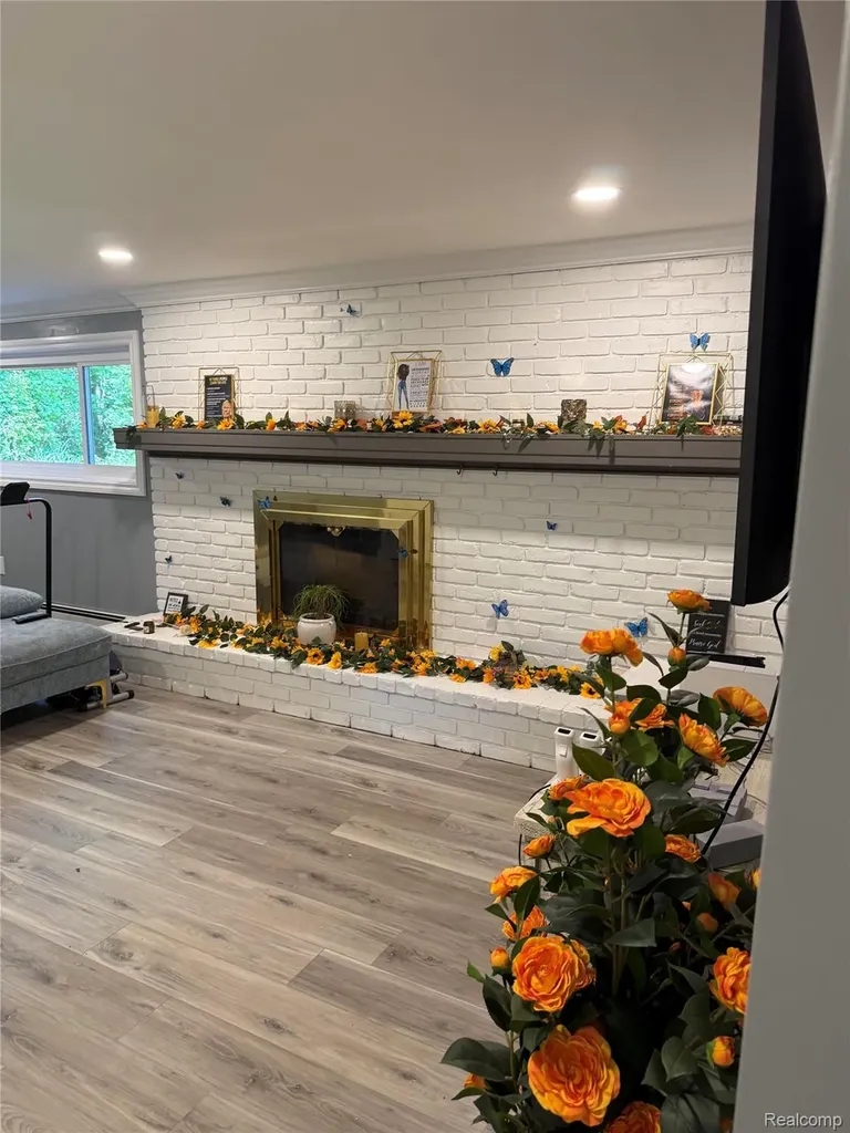 52240 Eastmoor Lane Shelby Charter Township MI 48316