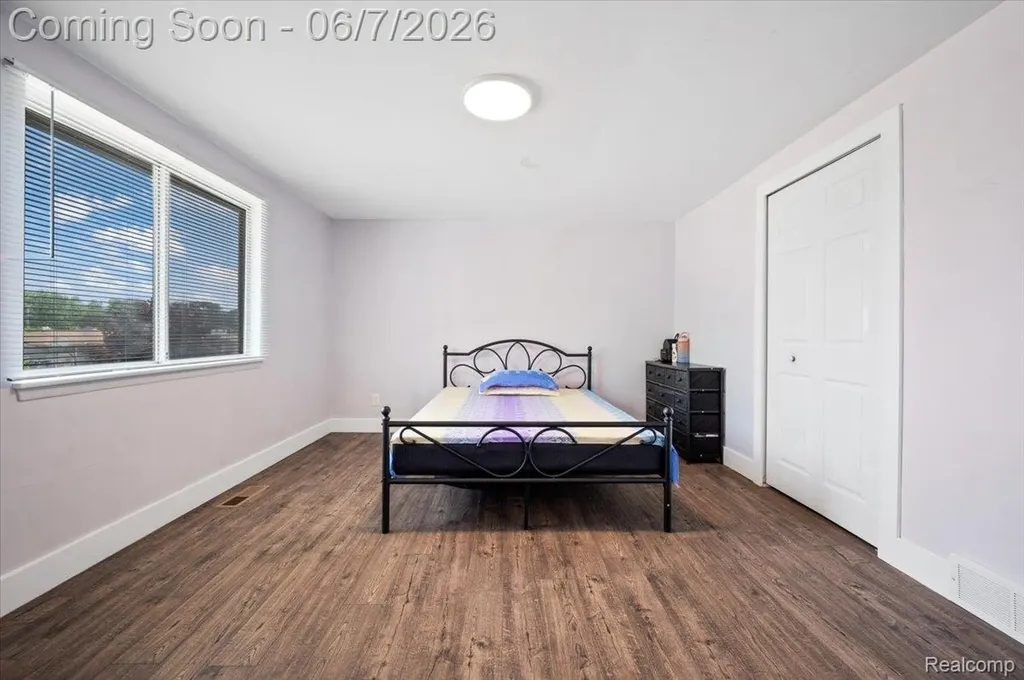 3528 Byrd Drive Sterling Heights City MI 48310