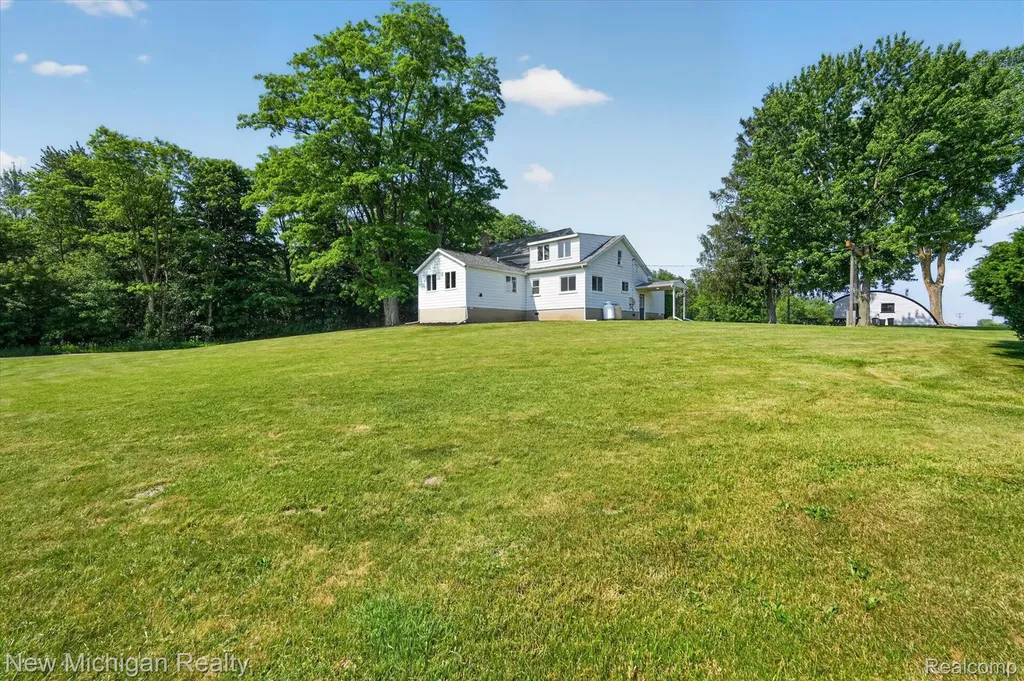 11374 Lahring Road Argentine Township MI 48418