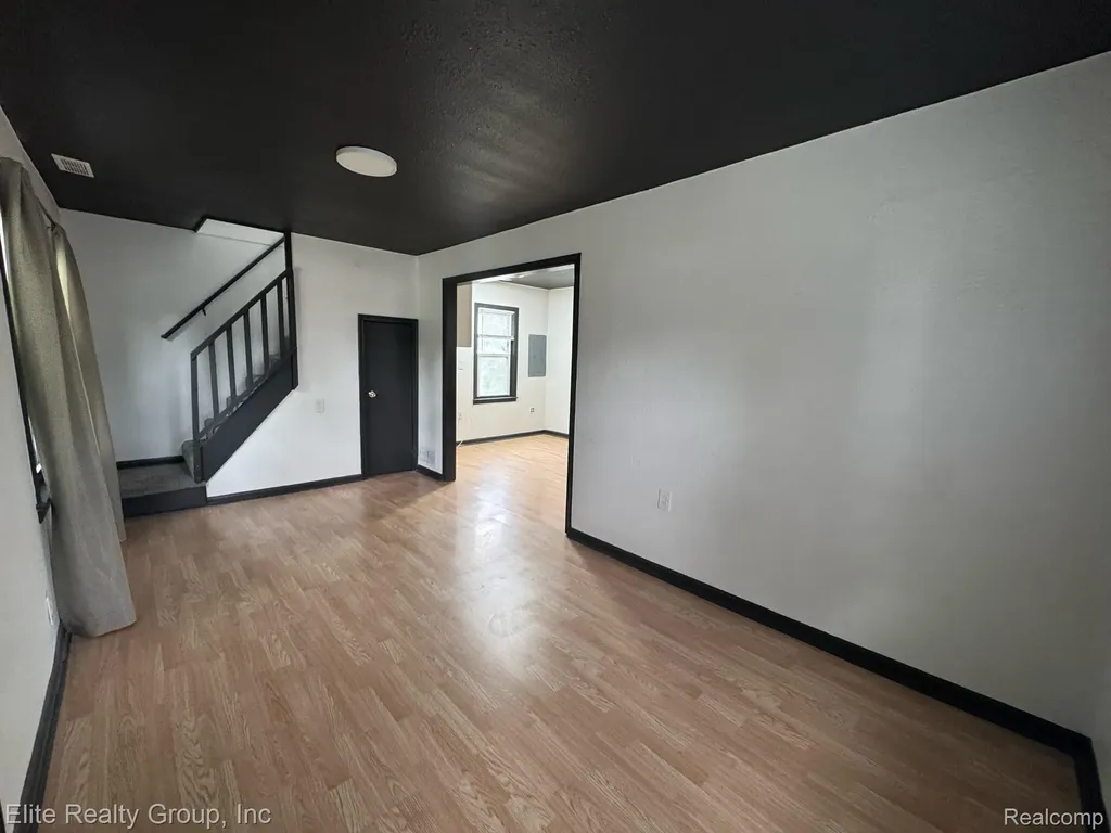 5990 Janet Street Taylor City MI 48180