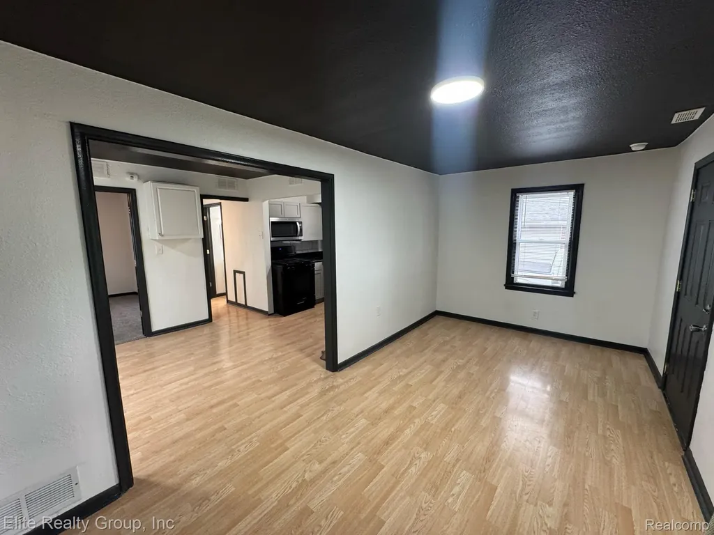5990 Janet Street Taylor City MI 48180