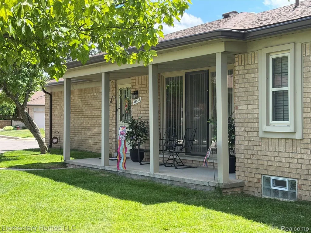 49459 Tarrytown Court Shelby Charter Township MI 48315