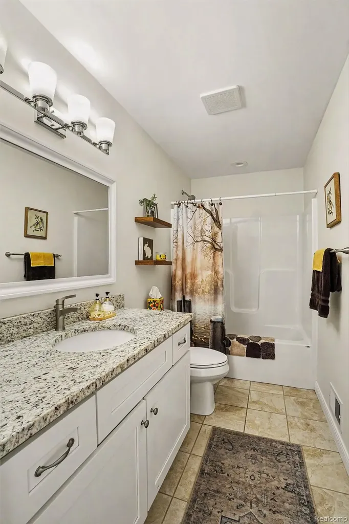 13338 Whispering Pines Court Fenton Charter Township MI 48451