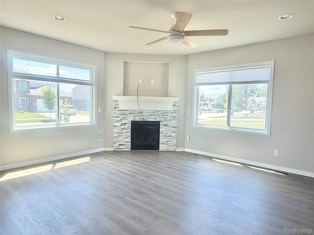 33259 Blue Spruce Drive Sterling Heights City MI 48310