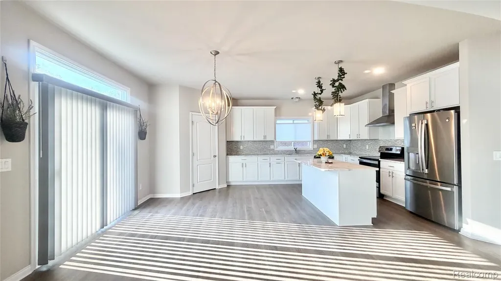 33259 Blue Spruce Drive Sterling Heights City MI 48310