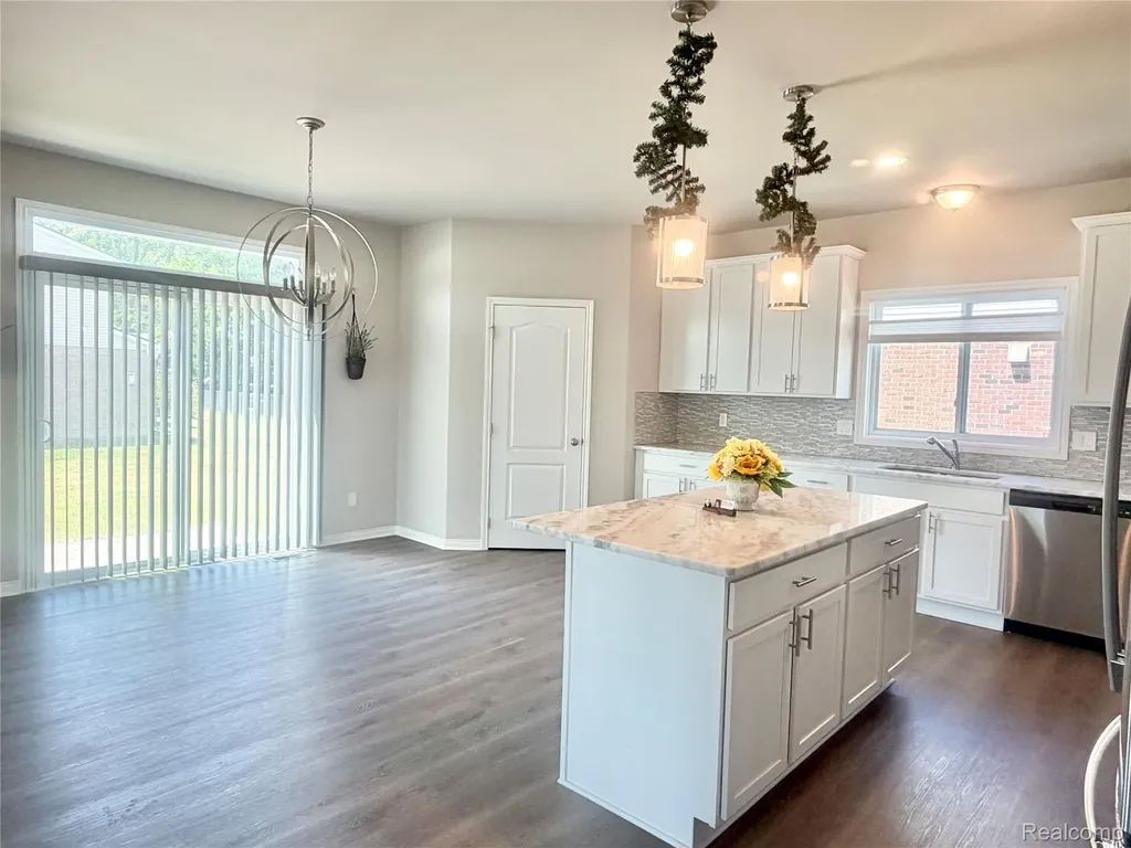 33259 Blue Spruce Drive Sterling Heights City MI 48310