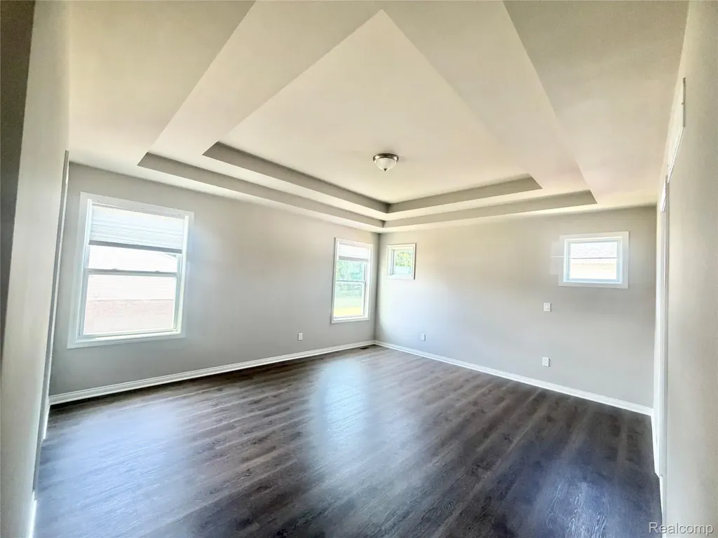 33259 Blue Spruce Drive Sterling Heights City MI 48310
