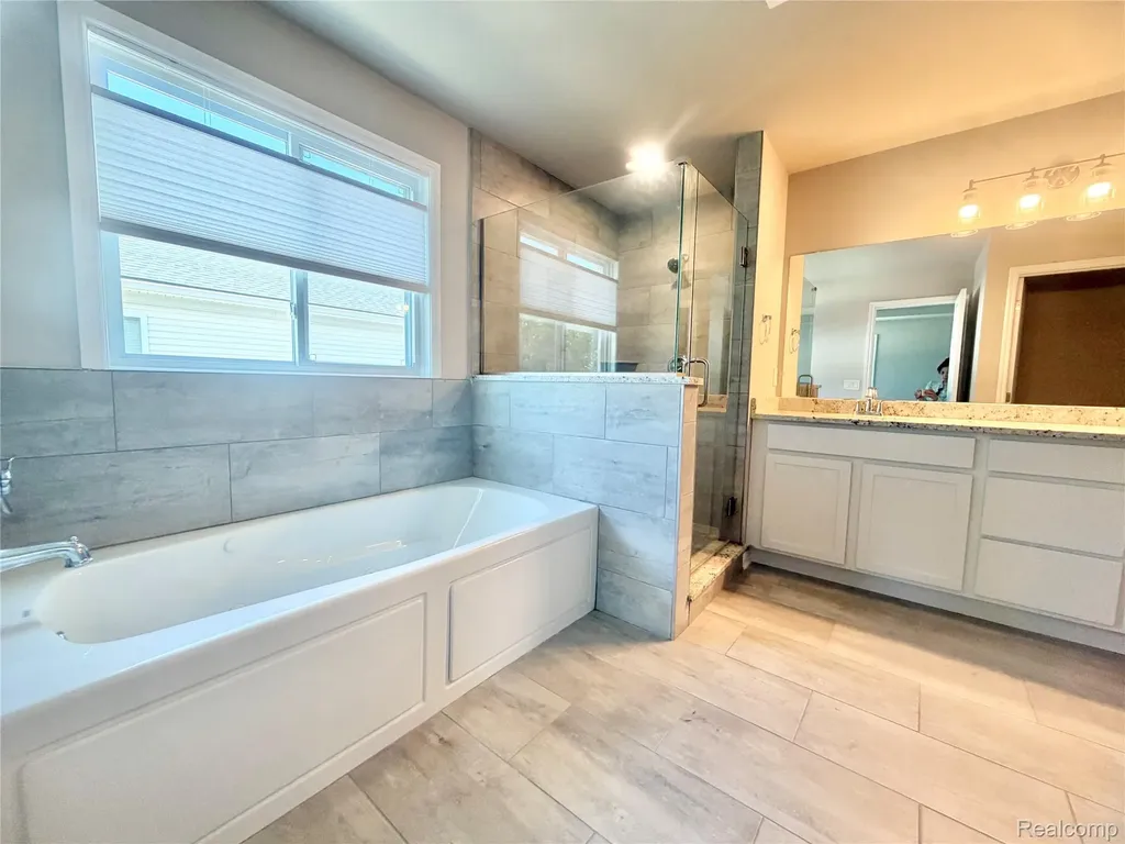 33259 Blue Spruce Drive Sterling Heights City MI 48310