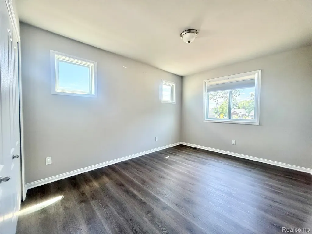 33259 Blue Spruce Drive Sterling Heights City MI 48310