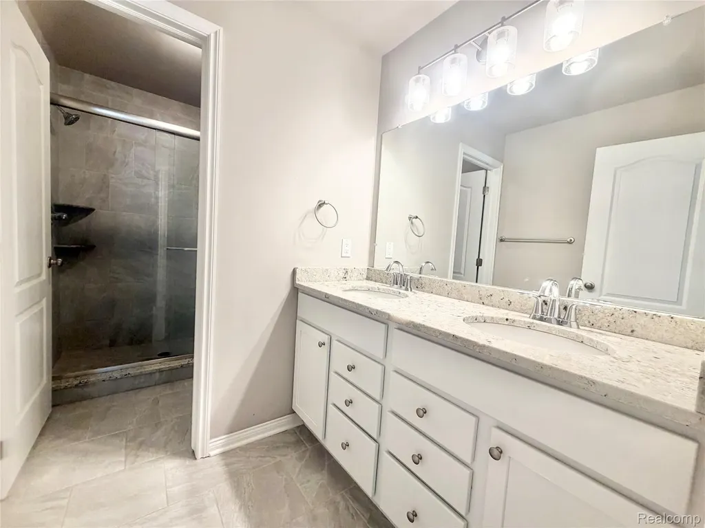 33259 Blue Spruce Drive Sterling Heights City MI 48310