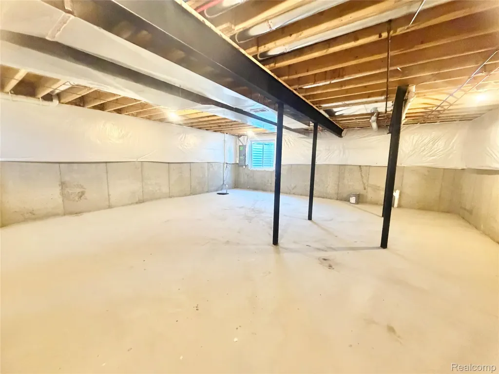 33259 Blue Spruce Drive Sterling Heights City MI 48310