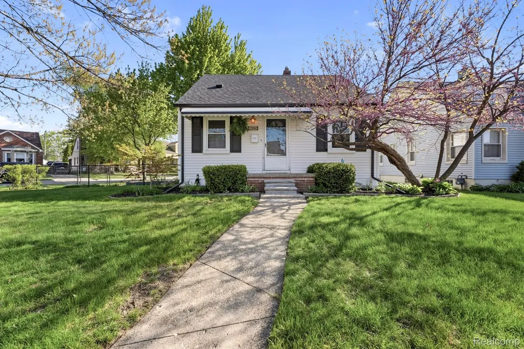 23080 Audette Street Dearborn City MI 48124