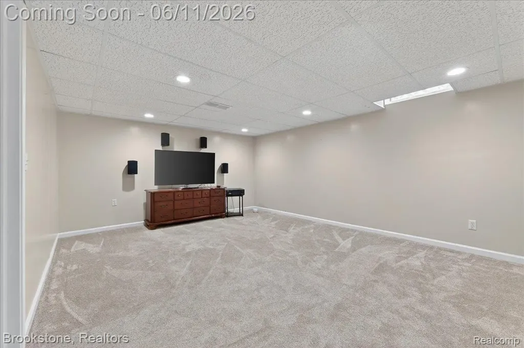 25406 Willowbrook Court Huron Charter Township MI 48134