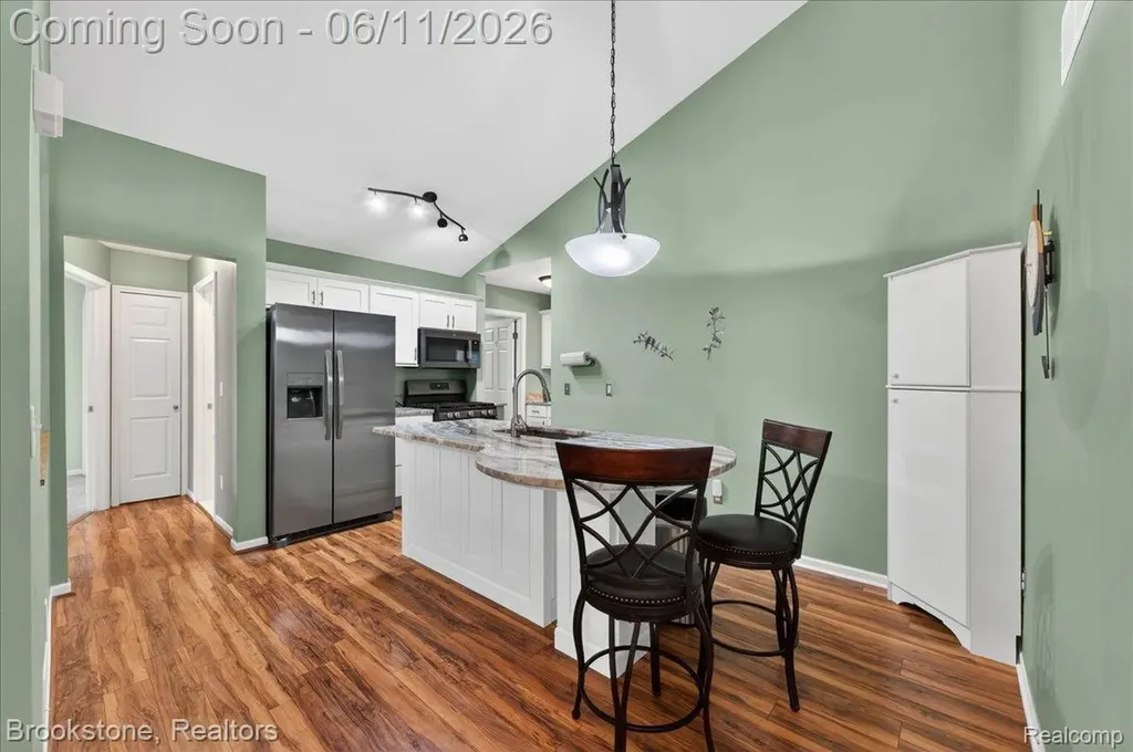 25406 Willowbrook Court Huron Charter Township MI 48134