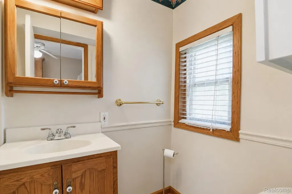 208 Flushing Street Gaines Township MI 48436