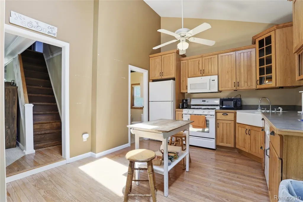 208 Flushing Street Gaines Township MI 48436