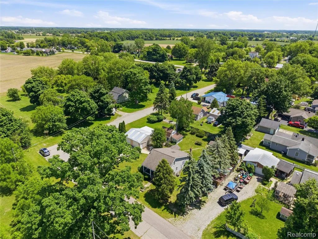208 Flushing Street Gaines Township MI 48436