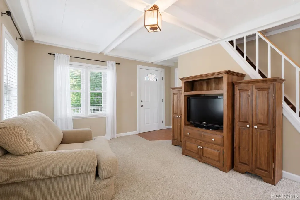 208 Flushing Street Gaines Township MI 48436