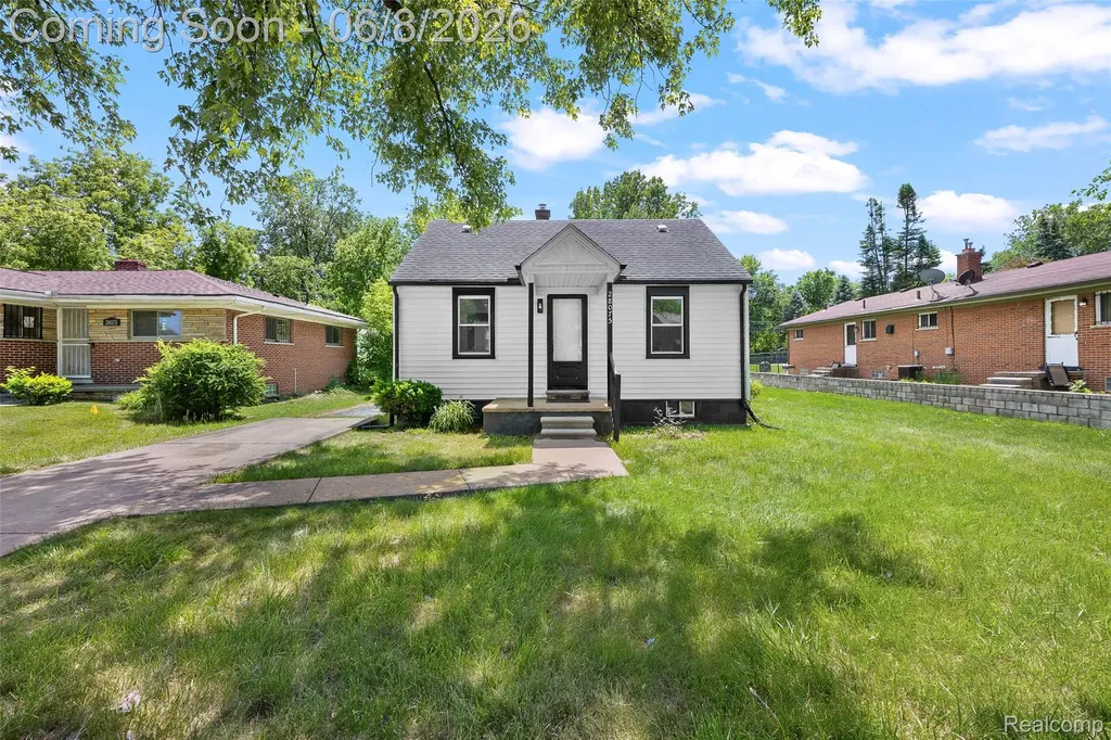 28075 Annapolis Road Westland City MI 48186