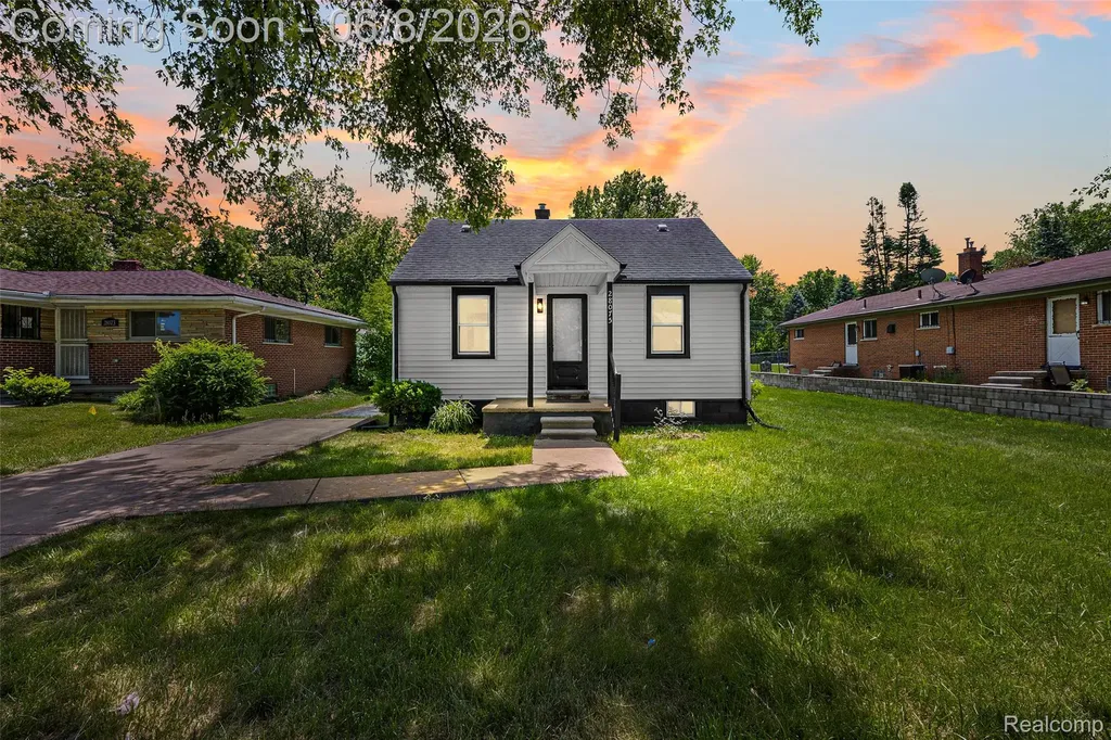 28075 Annapolis Road Westland City MI 48186