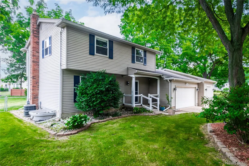 4191 Knollwood Drive Grand Blanc Charter Township MI 48439