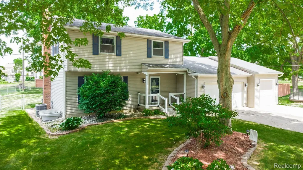 4191 Knollwood Drive Grand Blanc Charter Township MI 48439