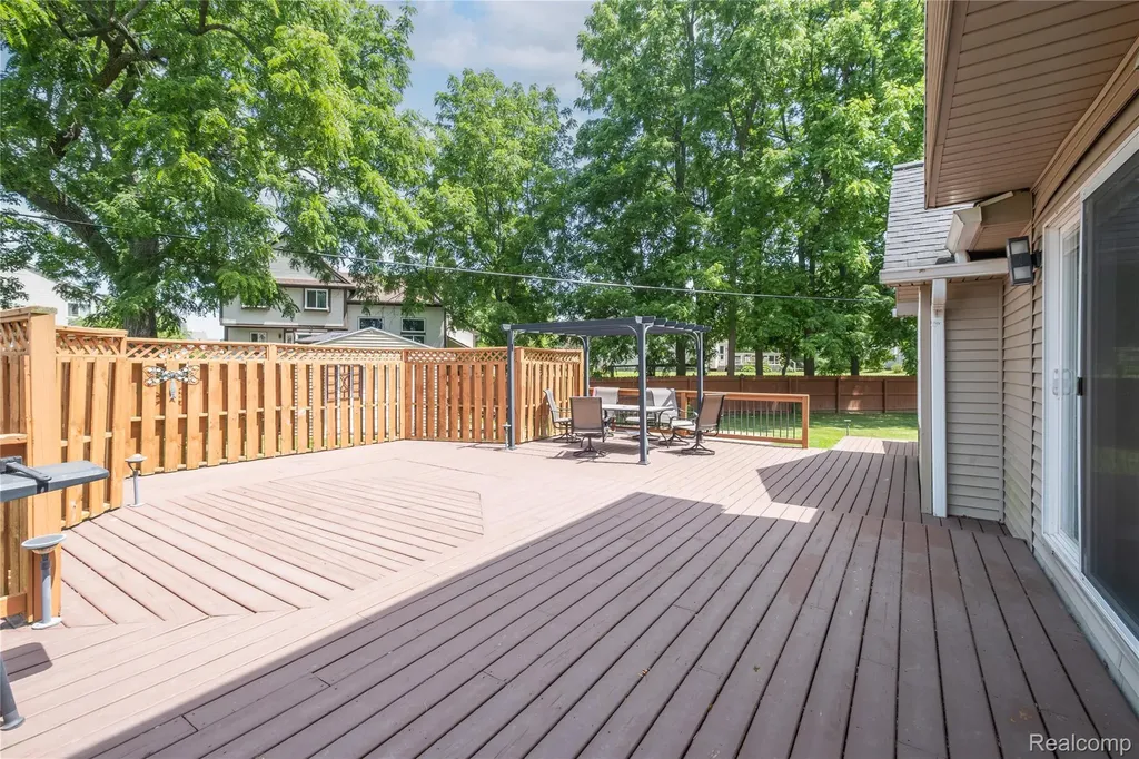4191 Knollwood Drive Grand Blanc Charter Township MI 48439