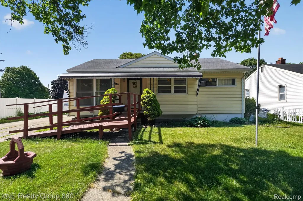 3842 Beechwood Avenue Flint City MI 48506