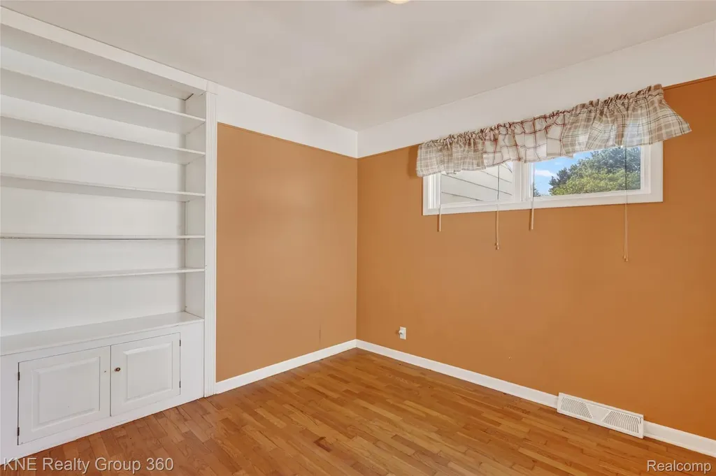 3842 Beechwood Avenue Flint City MI 48506