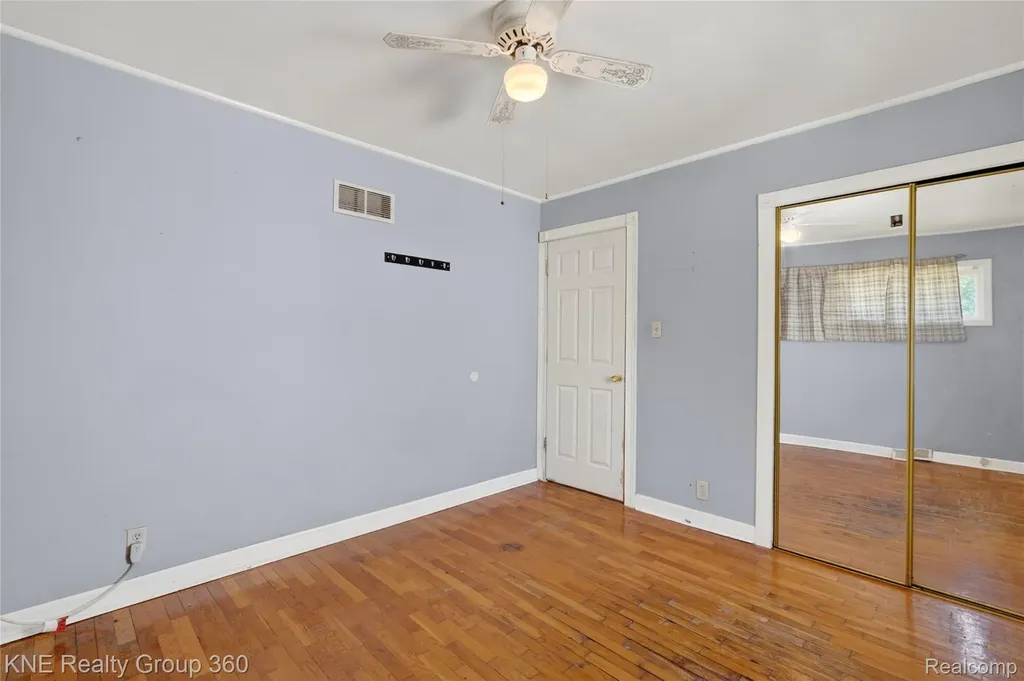3842 Beechwood Avenue Flint City MI 48506