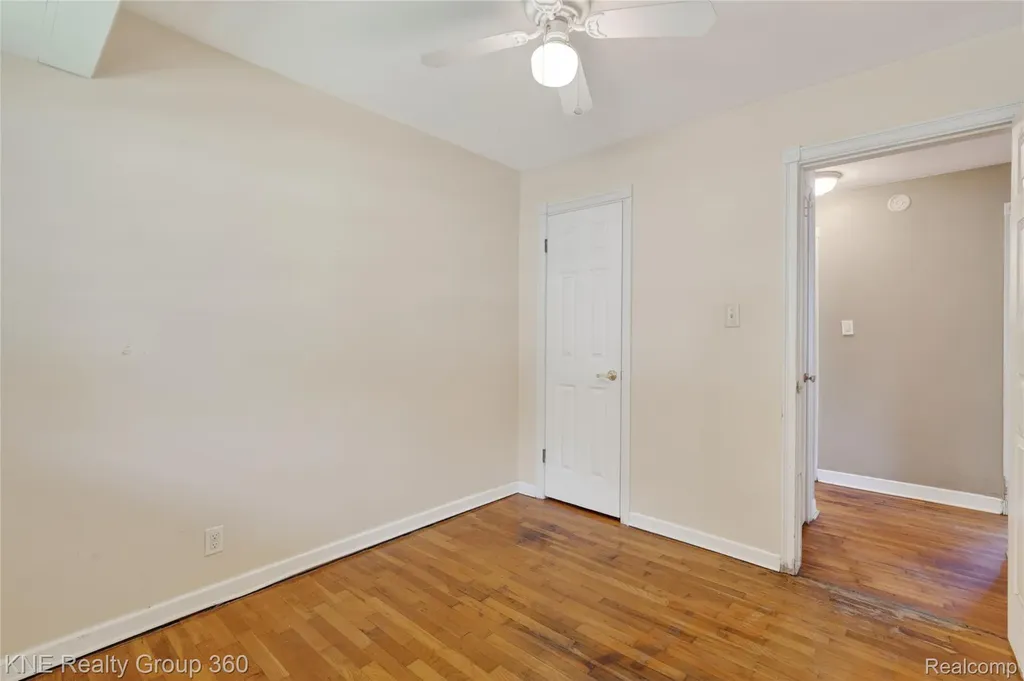 3842 Beechwood Avenue Flint City MI 48506