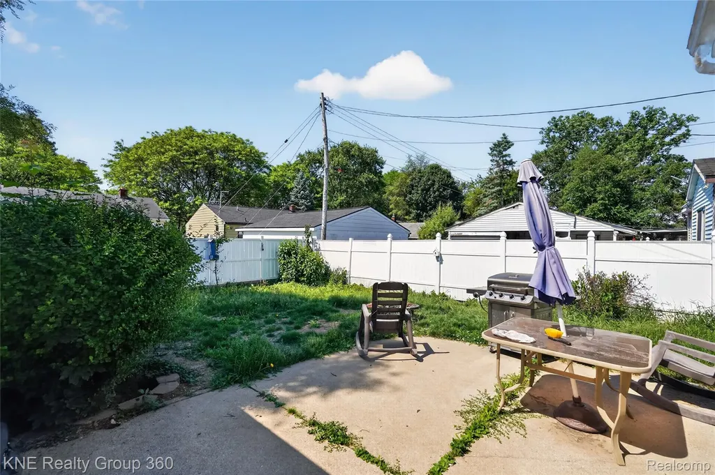 3842 Beechwood Avenue Flint City MI 48506