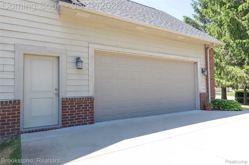 10295 Northridge Court White Lake Charter Township MI 48386
