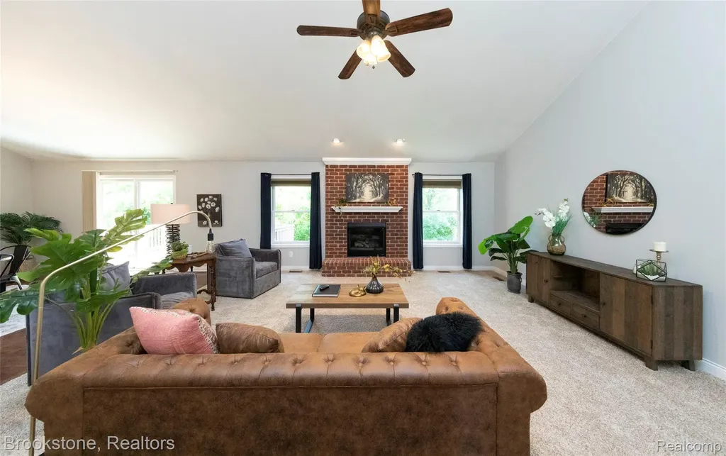 10295 Northridge Court White Lake Charter Township MI 48386