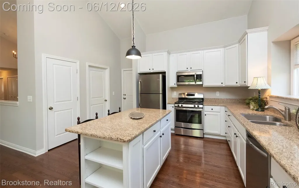 10295 Northridge Court White Lake Charter Township MI 48386