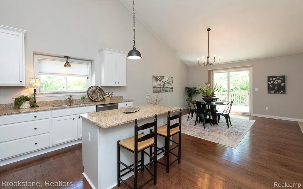 10295 Northridge Court White Lake Charter Township MI 48386