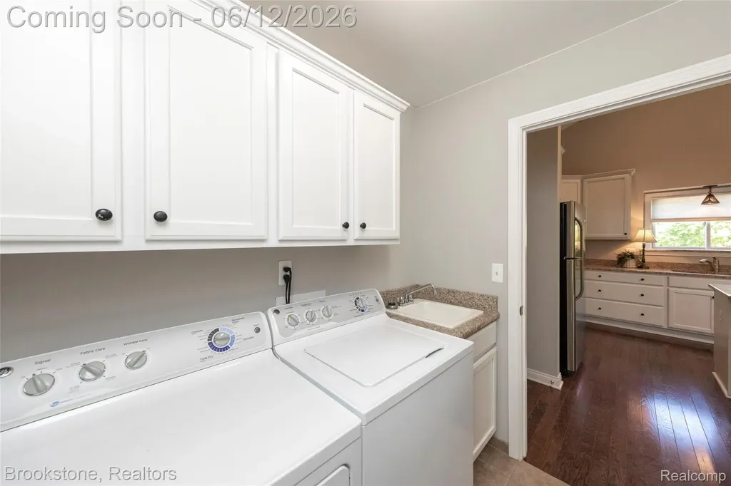10295 Northridge Court White Lake Charter Township MI 48386