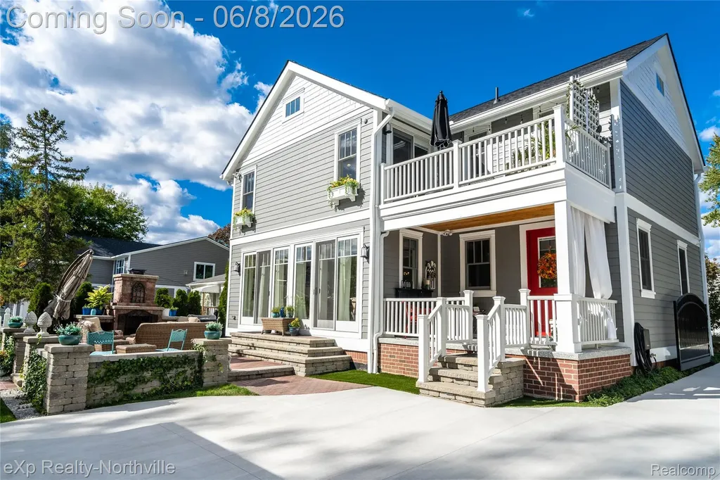 935 Ross Street Plymouth City MI 48170