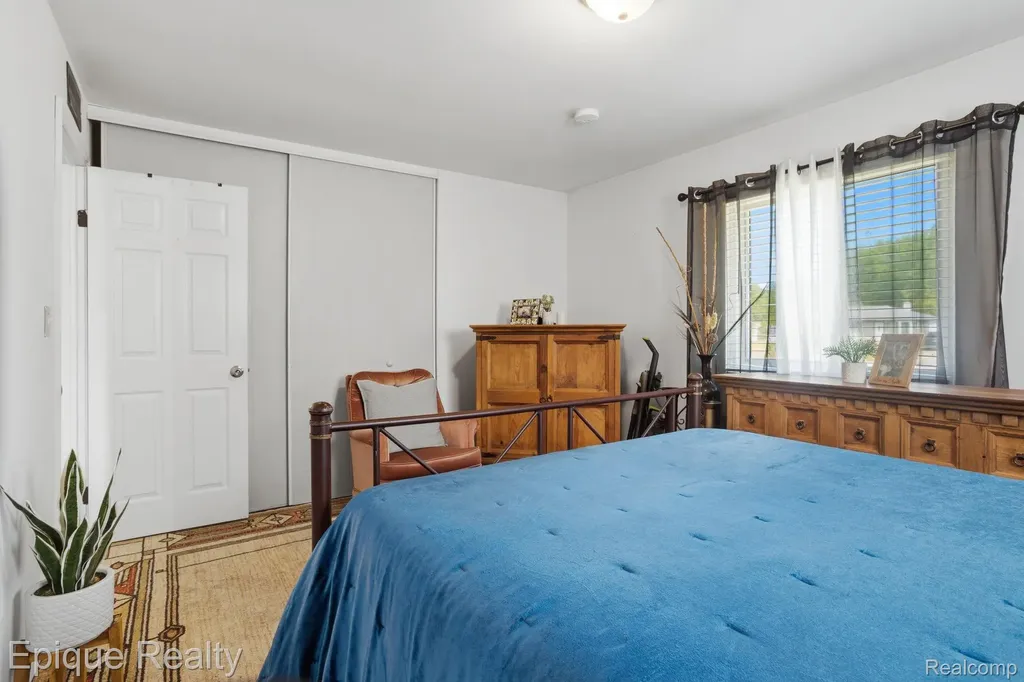 48132 Pheasant Street Chesterfield Township MI 48047