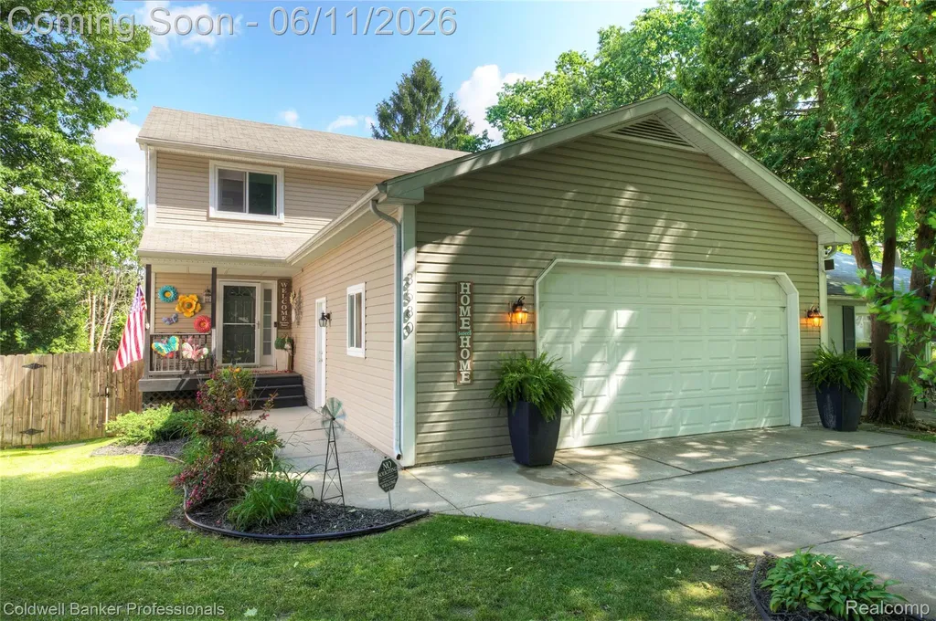 3580 Overton Street Waterford Charter Township MI 48328