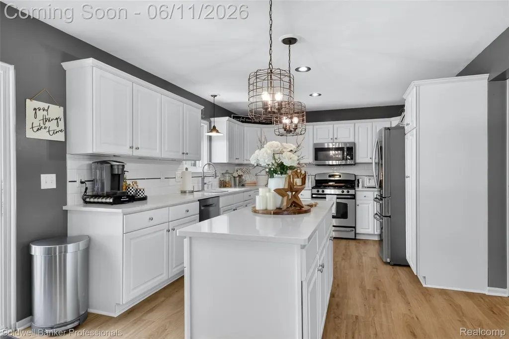 3580 Overton Street Waterford Charter Township MI 48328